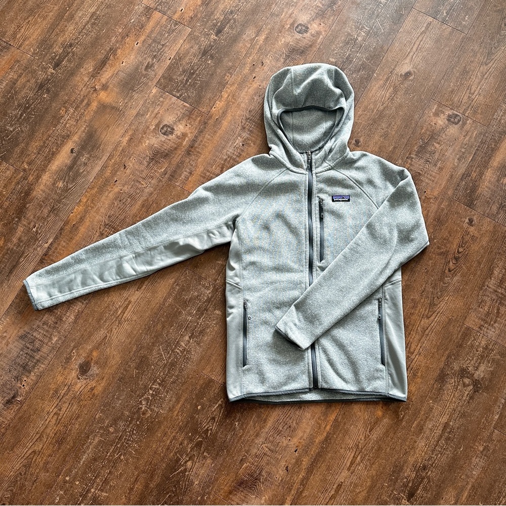 Patagonia Men’s Lightweight Better Sweater